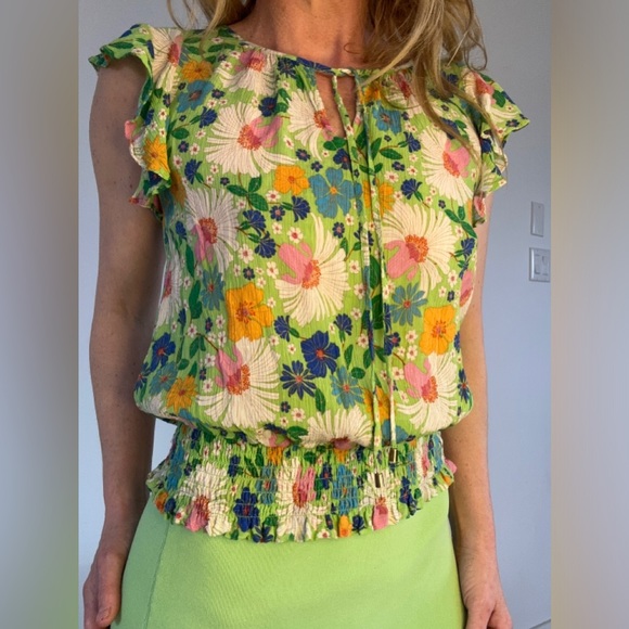 Gorgeous Rose+Olive green floral sheer blouse size XS - Picture 2 of 6